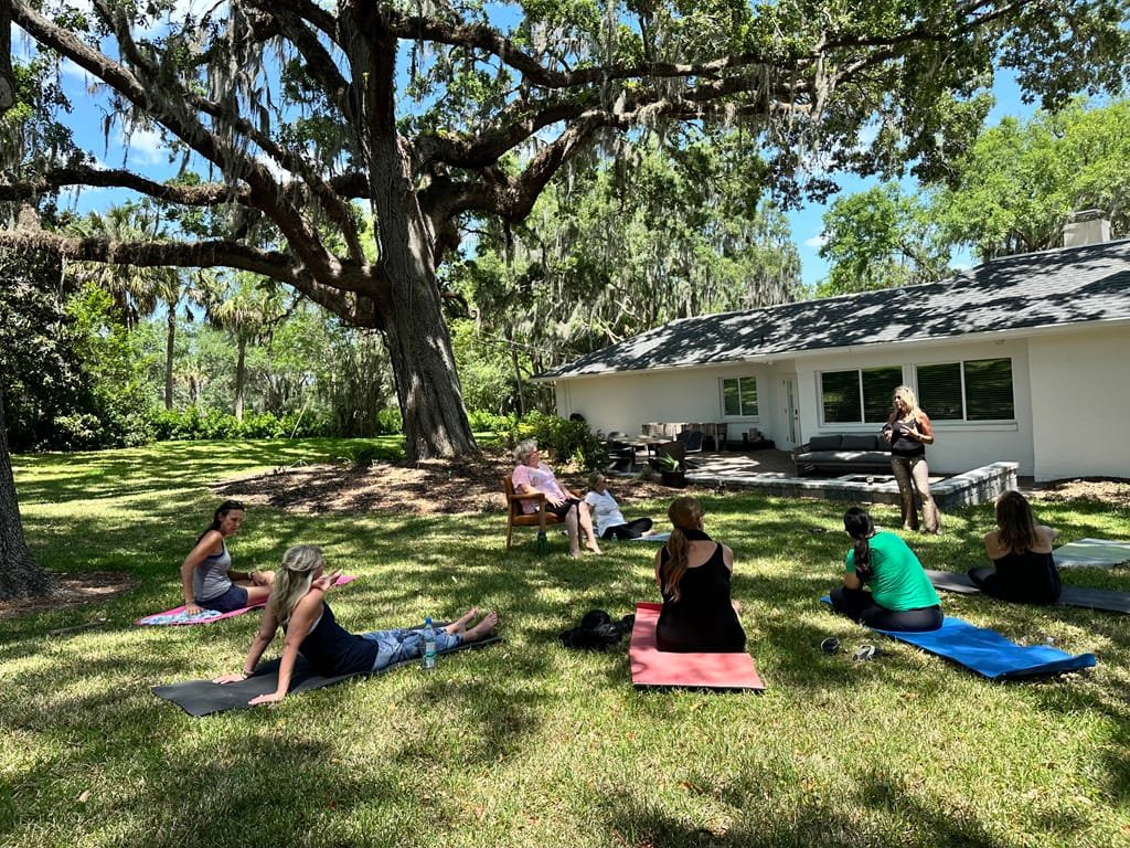 Ocala-Retreat-Group-Circle-Apr-2025