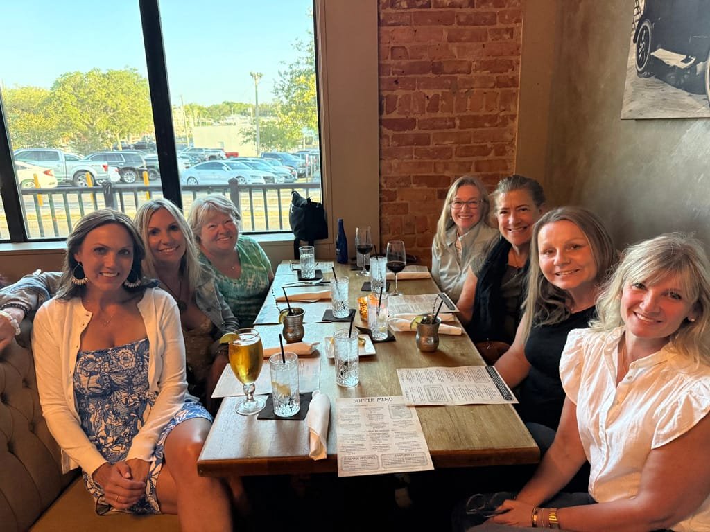 Ocala-Retreat-Group-Dinner-Apr-2025