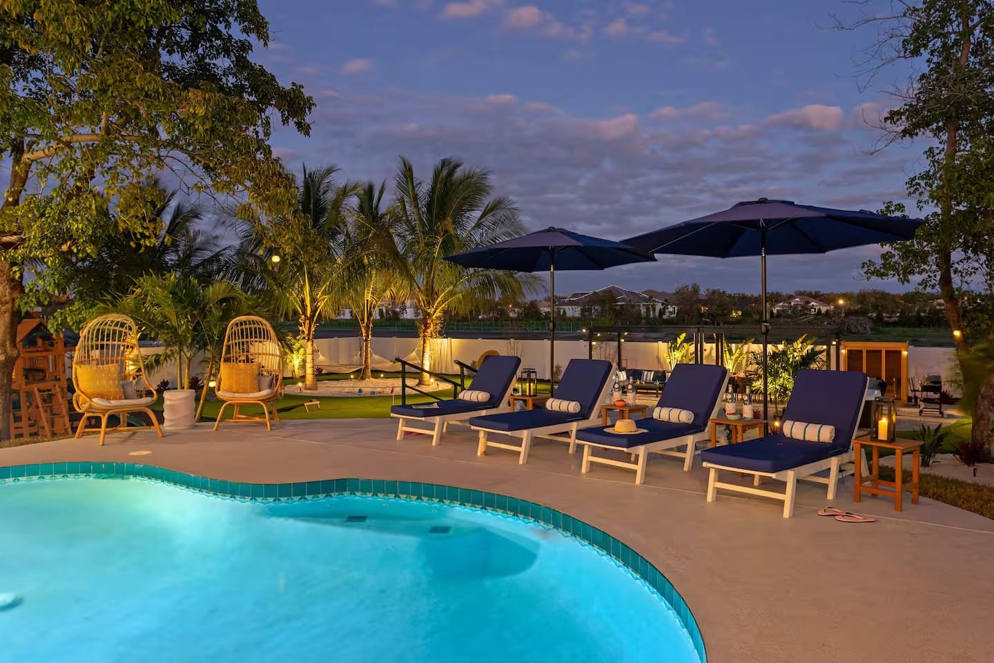 Goddess-Retreat-BradentonFL-Apr2026-poolside-evening
