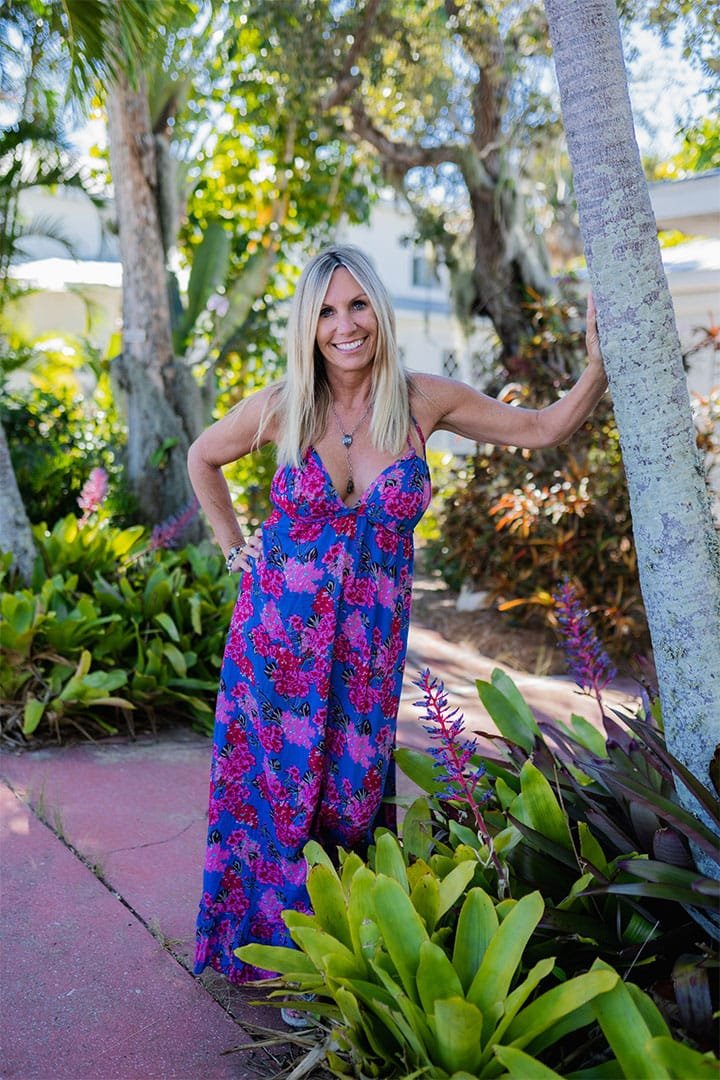 Vickie-Miller-Blue-Pink-Dress-Useppa-720x1080